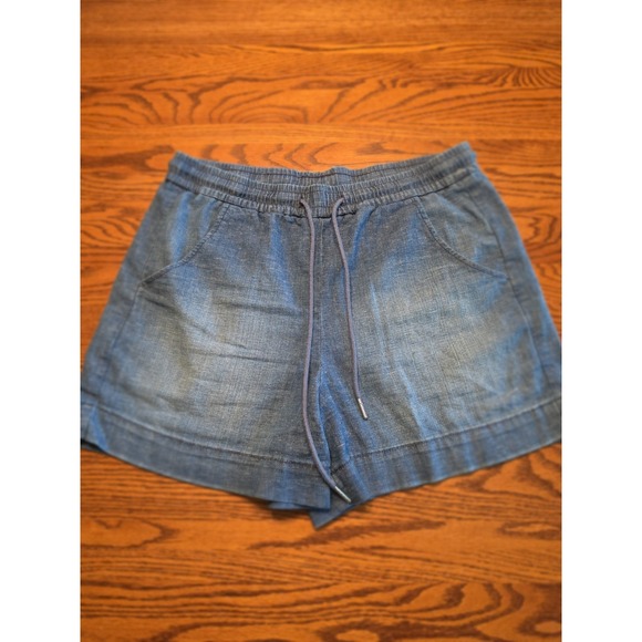 Evereve Pants - Evereve Cadet Elodie Shorts Womens Medium Chambray‎ Fade Linen Blend Pull-On